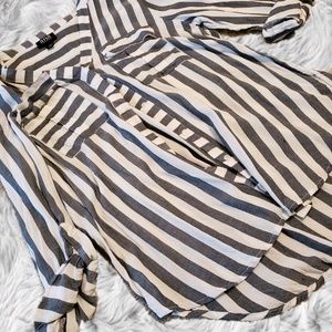 a.n.a Long Sleeve Roll-Tab Pleat Pocket Blouse